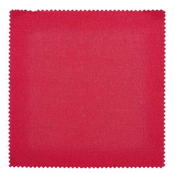 Stoff Schmuckdeckchen bordeaux 15cm eckig Bordeauxrotes Stoff Schmuckdeckchen 15x15cm Nahaufnahme zeigt edle Stoffstruktur und saubere Zackenkante