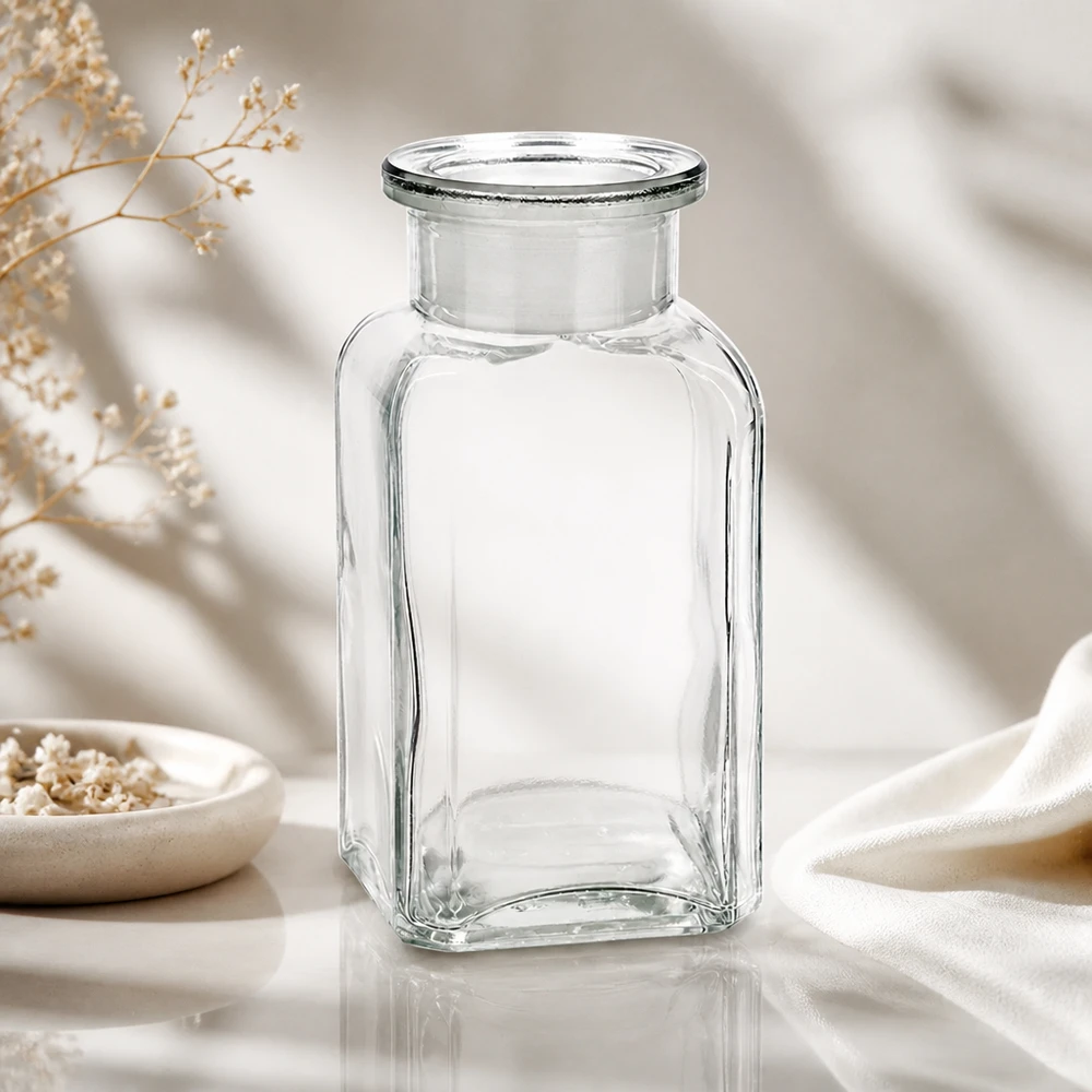 Vierkantflasche 100ml klar Weithals Glasstopfen Vierkantflasche 100ml Klarglas Weithals mit Glasstopfen für gewerbliche Abfüllung Pacadura